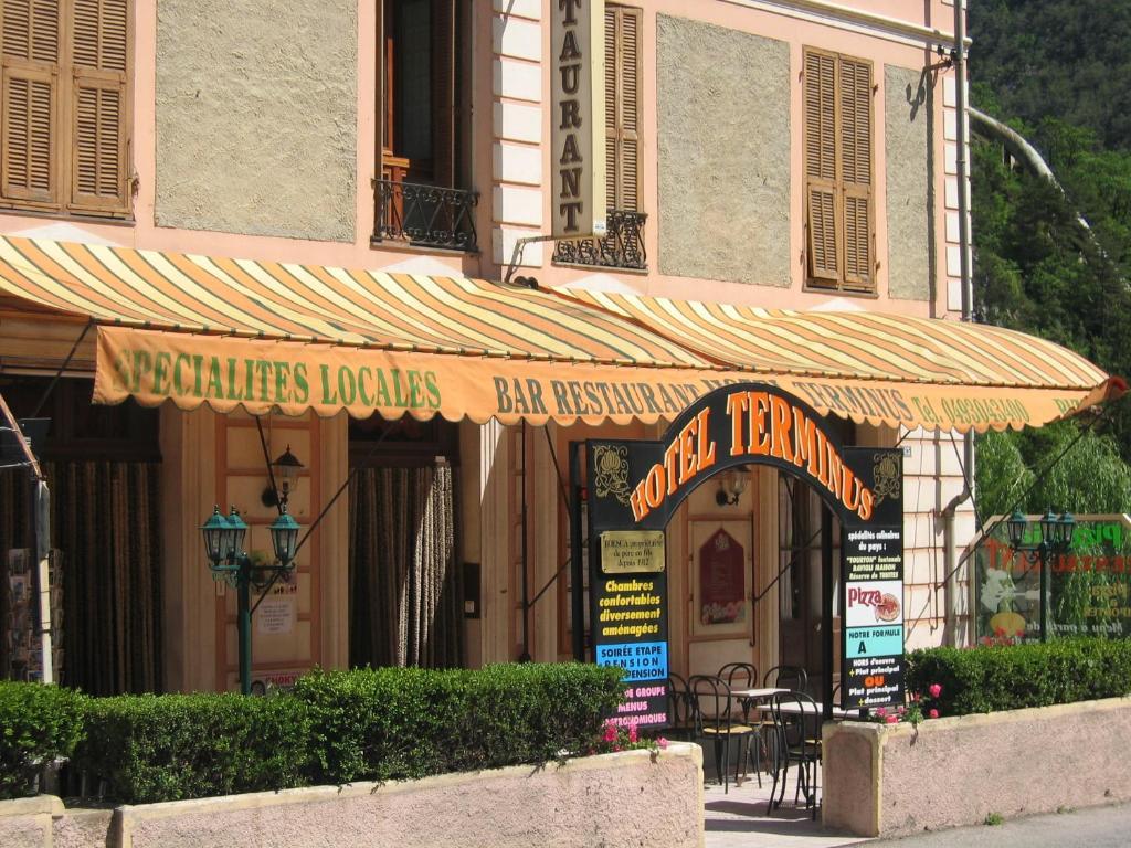Chambres D'Hotes Le Terminus Fontan Екстериор снимка
